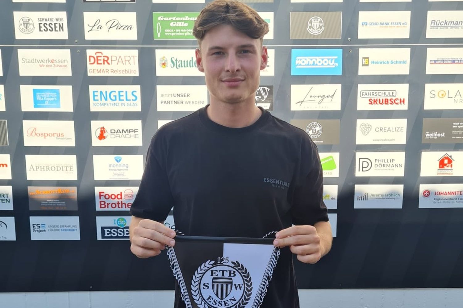 Klasse! – Lukas Korytowski bleibt Schwarz-Weißer
