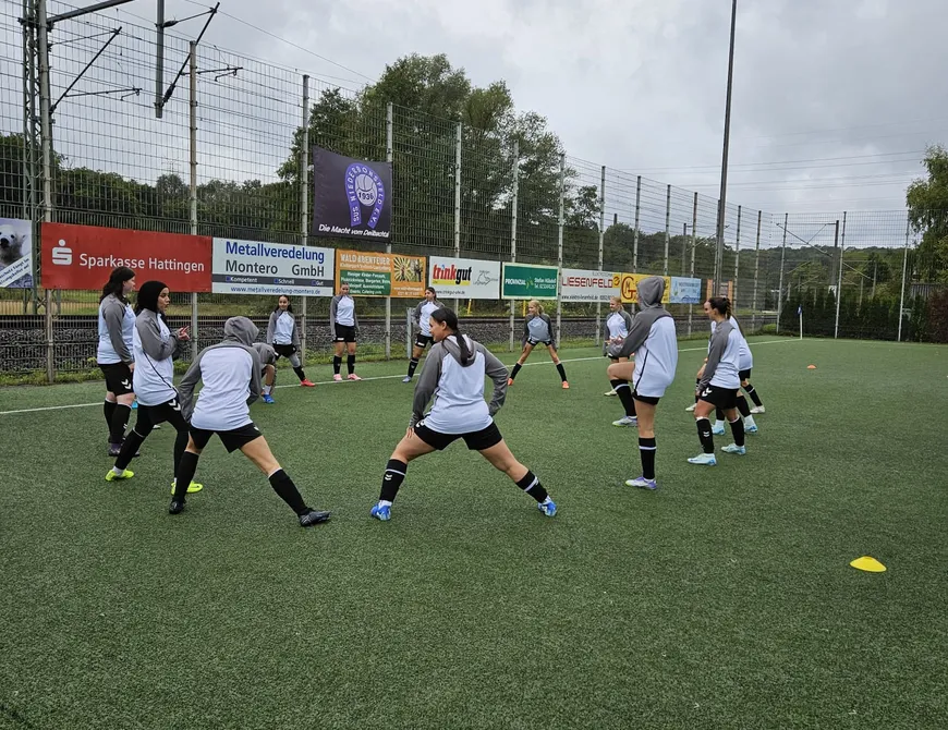 2. Frauen empfangen Adler Union Frintrop