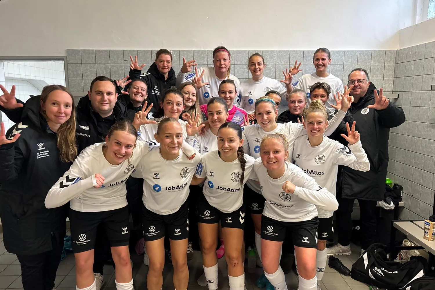 ETB Frauen schlagen Landesligaabsteiger Steele 03/09