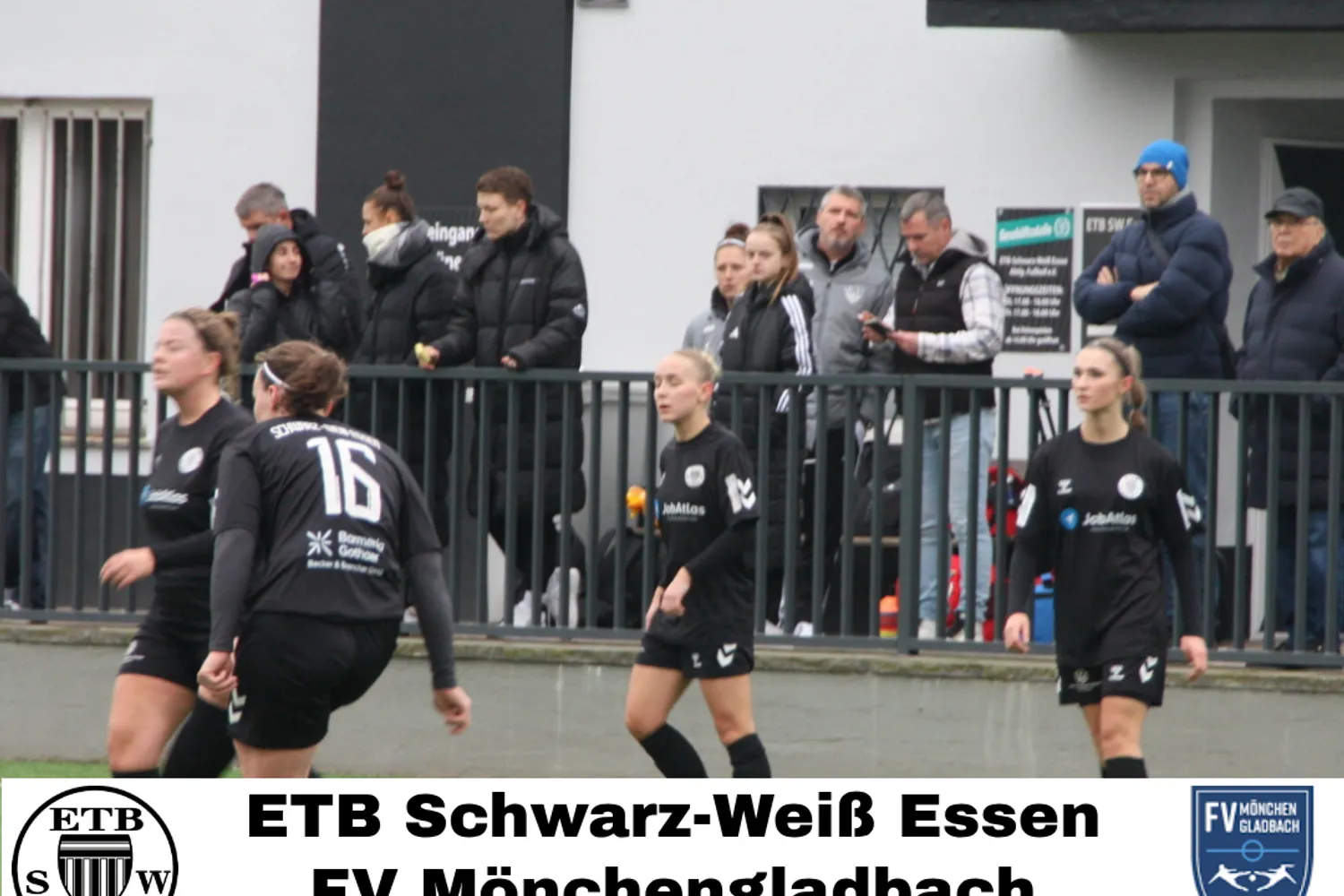 1. Frauen im ersten Testspiel in 2026