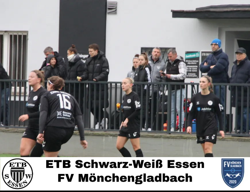 1. Frauen im ersten Testspiel in 2026