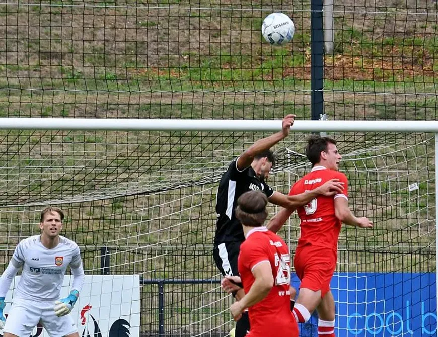 Auswärtsspiel beim TSV Meerbusch