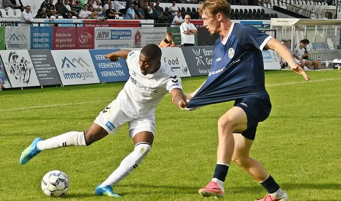Auswärtsspiel beim 1. FC Monheim