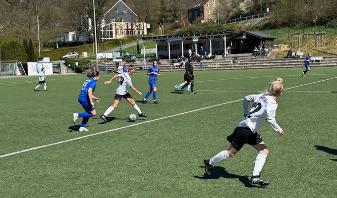 ETB Frauen spielen zu Hause gegen Rahm
