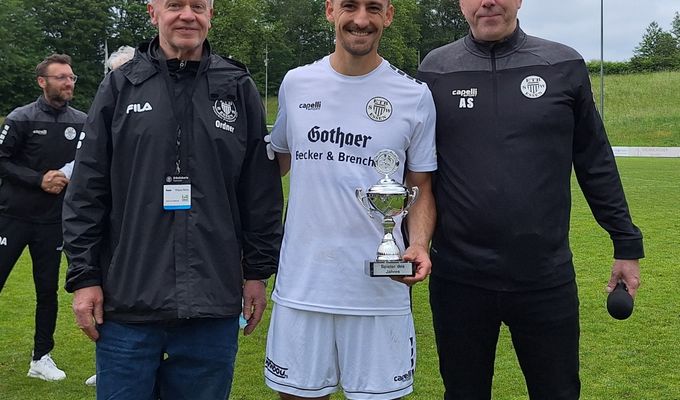 Der „ETB-Spieler des Jahres 2024/25“ wird gesucht